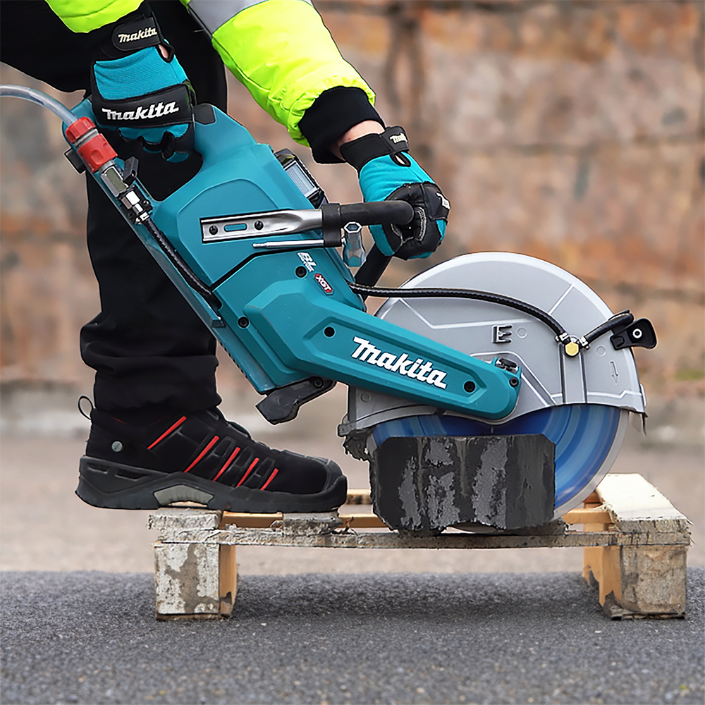 MAKITA Découpeuse 40Vmax XGT Ø305mm CE004GZ produit seul