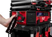 MILWAUKEE M18 PRCDAB+-0 - RADIO DE CHANTIER / CHARGEUR 18V PACKOUT, SANS BATTERIE  4933472112