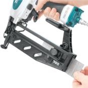 CLOUEUR PNEUMATIQUE 16GA 25 à 64MM MAKITA - AF601