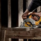 SCIE CIRCULAIRE XR 12V 5AH LI-ION BRUSHLESS 140 MM DEWALT DCS512P2-QW