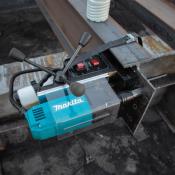 PERCEUSE MAGNETIQUE 1050W 35MM COMPACTE LEGERE MAKITA - HB350